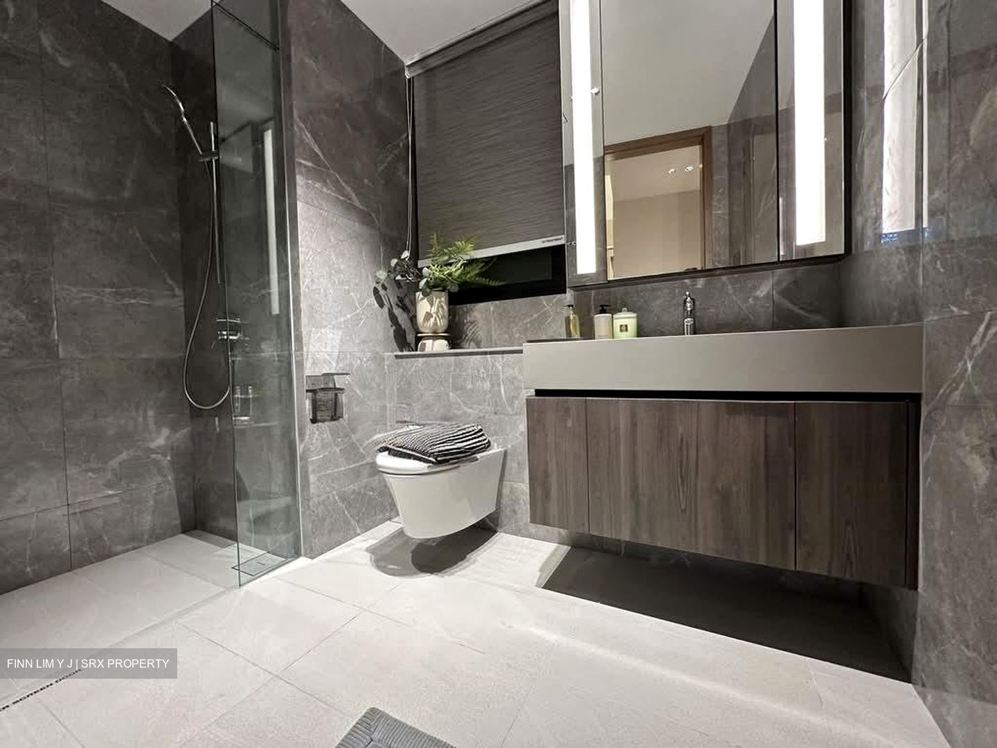 Lentoria (D26), Condominium #583263161